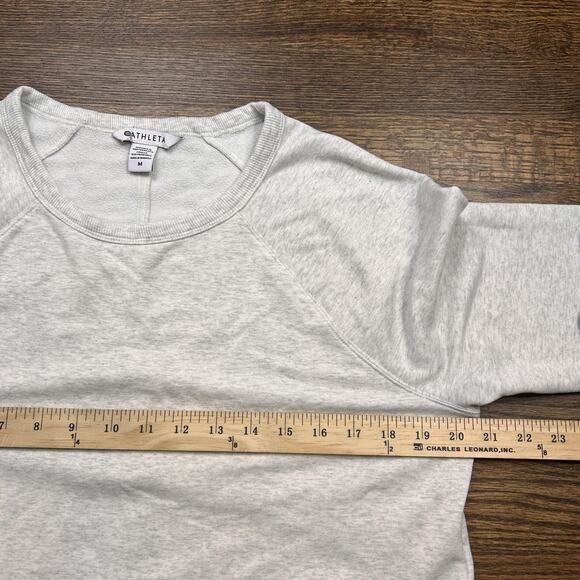 Athleta Sweatshirt Womens Medium Light Heathered Gray Long Sleeve Thumbhole - Picture 4 of 9